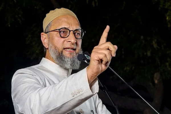 आप की अदालत: AIMIM सुप्रीमो असदुद्दीन ओवैसी ने कहा, “पहलगाम आतंकी हमले के चारों हत्यारों के मारे जाने तक ऑपरेशन सिंदूर जारी रहना चाहिए”